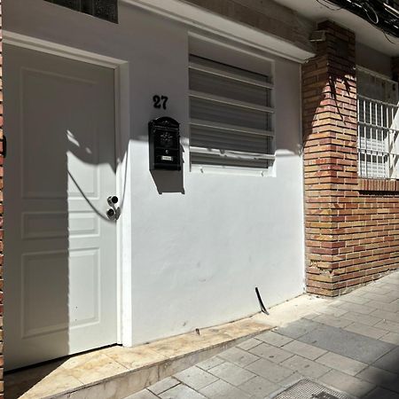 Apartamento Blanco Y Negro En El Centro Alicante Zewnętrze zdjęcie