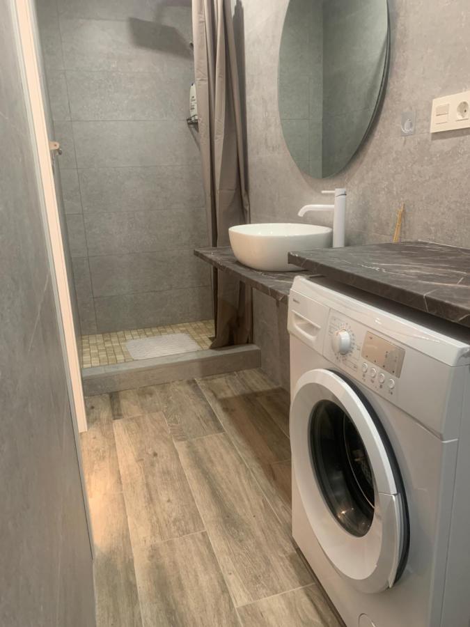 Apartamento Blanco Y Negro En El Centro Alicante Zewnętrze zdjęcie