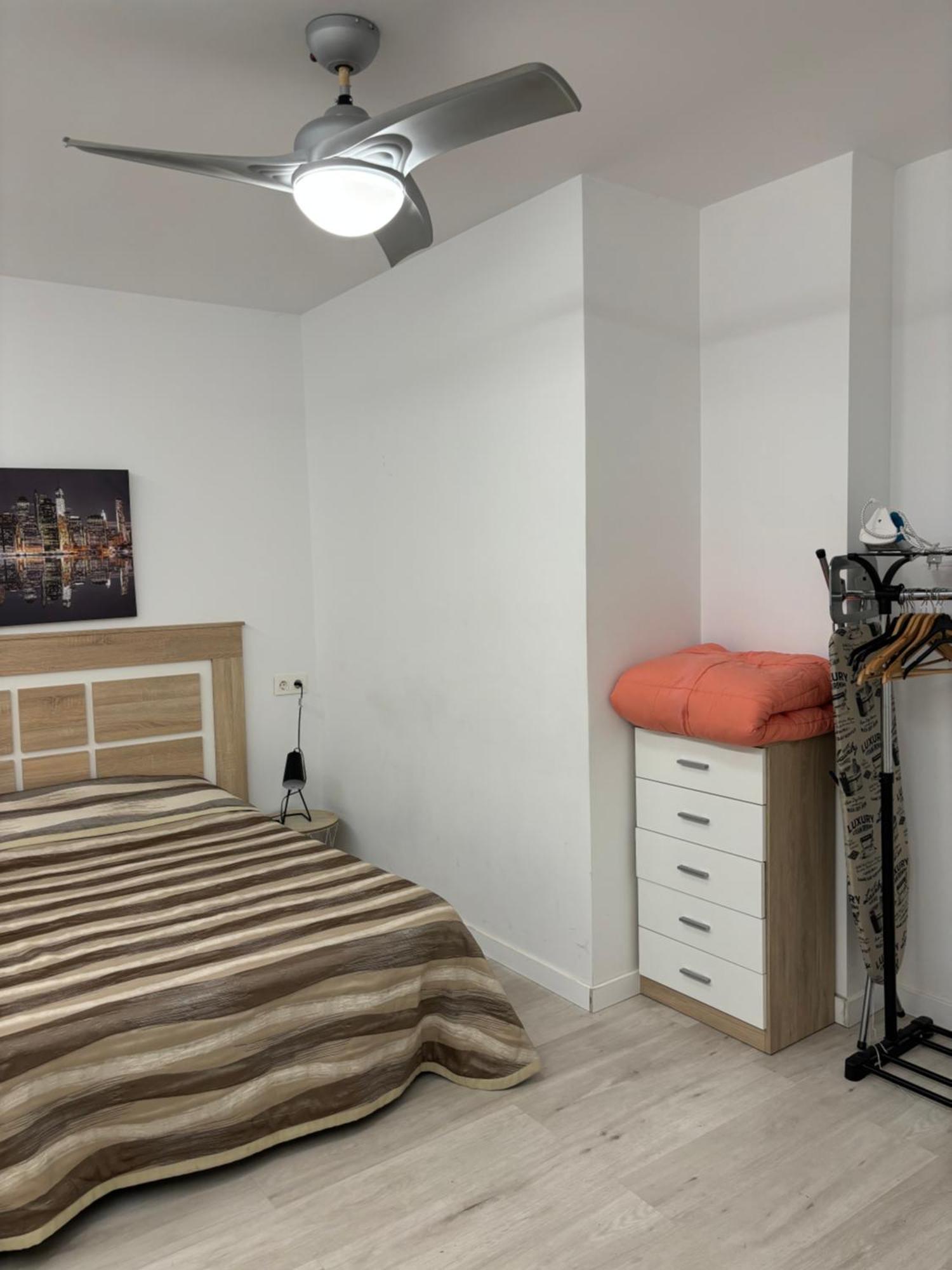 Apartamento Blanco Y Negro En El Centro Alicante Zewnętrze zdjęcie