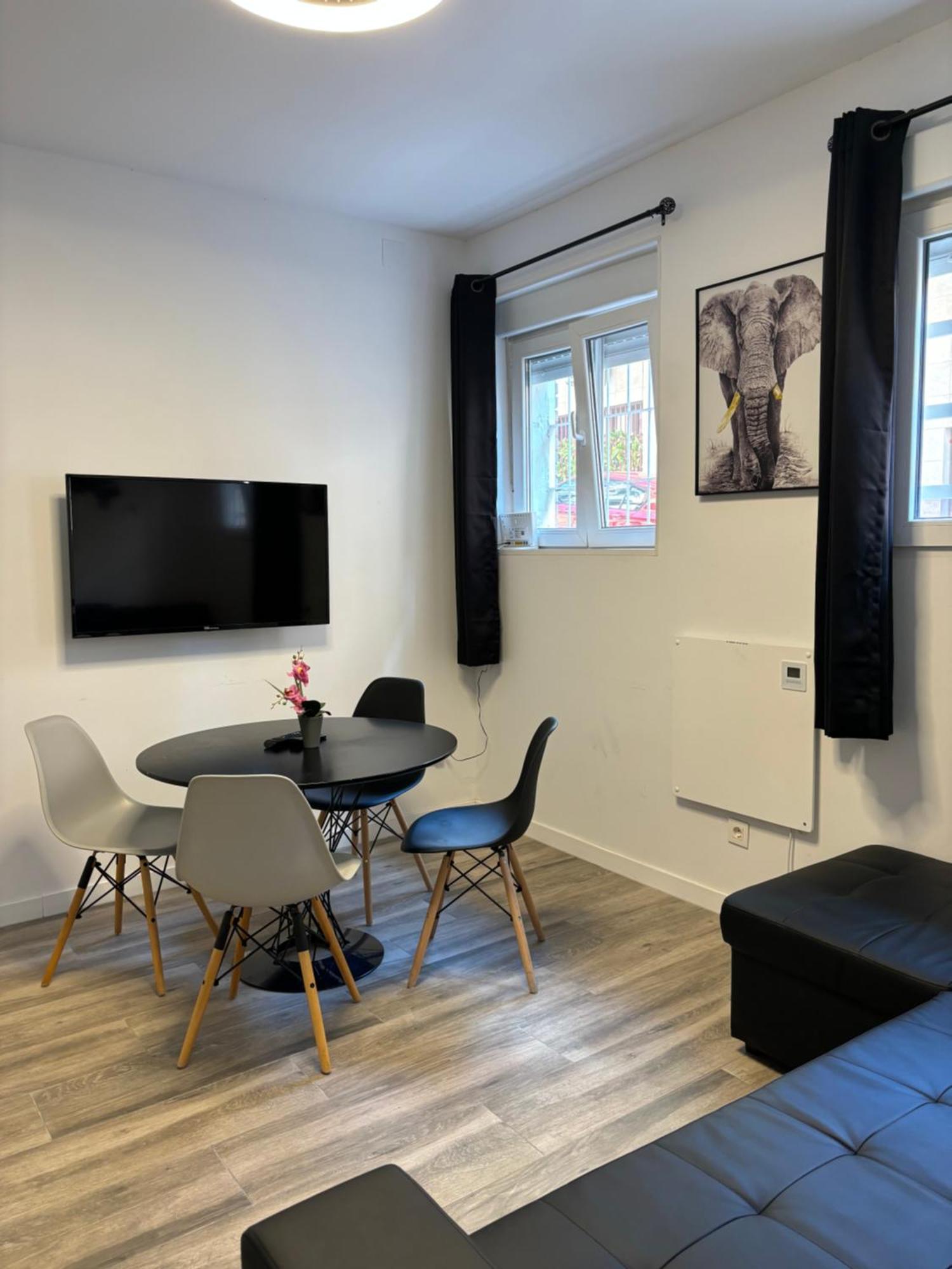 Apartamento Blanco Y Negro En El Centro Alicante Zewnętrze zdjęcie
